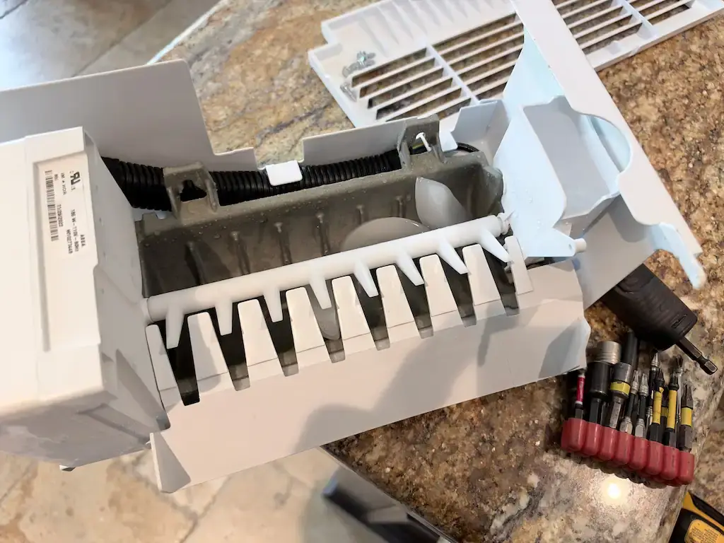 Thermador built-in ice maker removed with frozen fill cup, The Woodlands TX